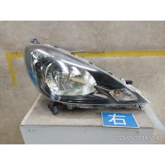 フィット 【KBT】フィット DBA-GE8 右ヘッドランプ ライト 33101-TF0