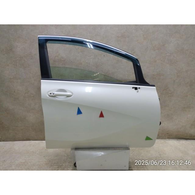 E12 ノート ニスモ右フロントドア DBA-e12 ノート 【KBT】ノート DBA-E12 右フロント ドア H010M-3VAMA : 久保田