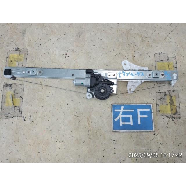 KBT】デイズルークス DBA-B21A 右フロント ドアレギュレーターモーター