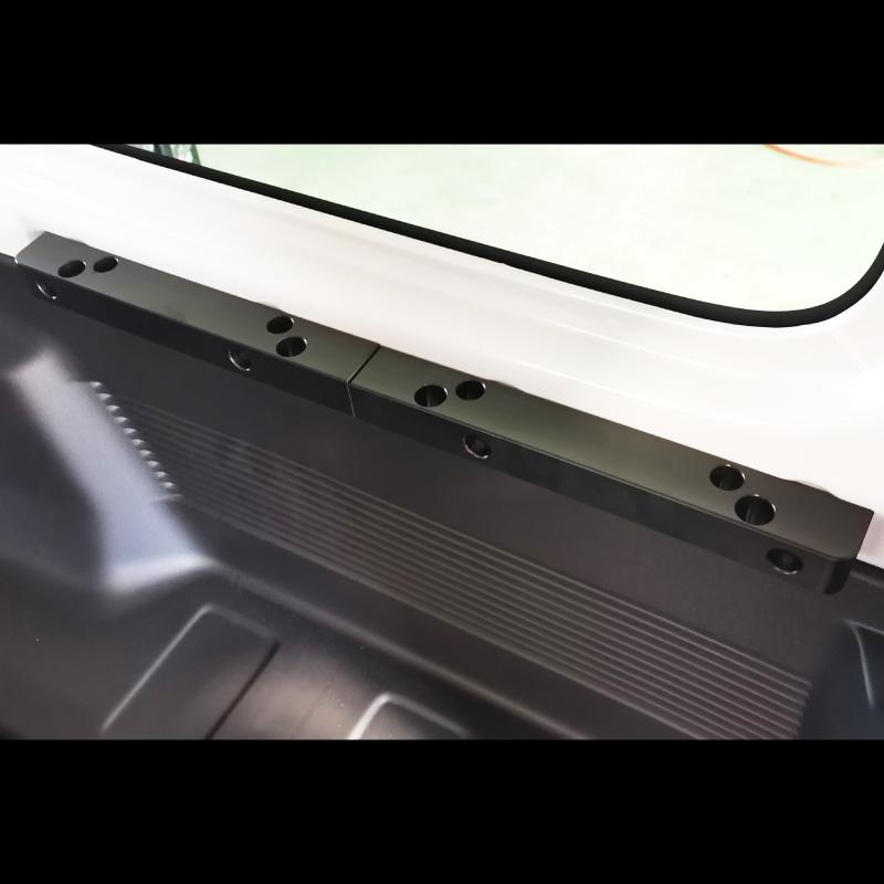 ジムニー JB64 JB74 ヘッドレストホルダー PE製 ブラック 収納 車中泊