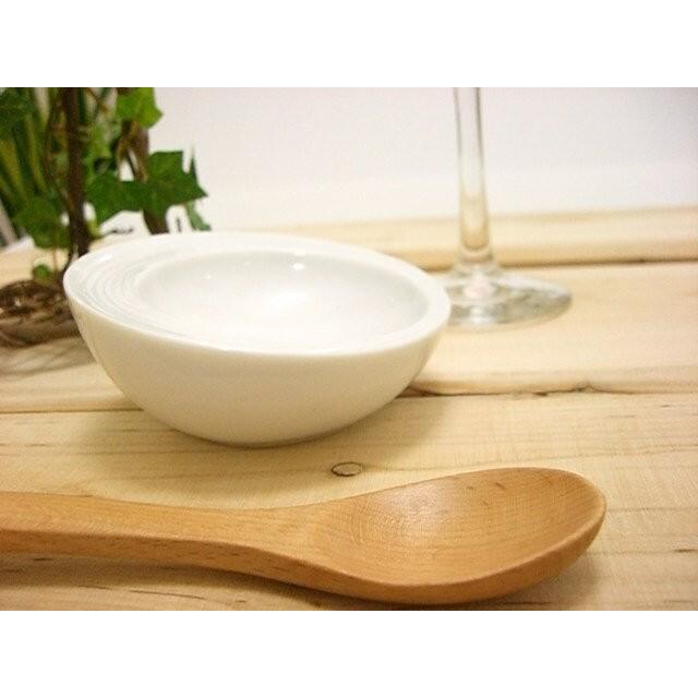 小皿 前菜皿 9.3cm 日本製 美濃焼 陶器 洋食器 白い食器 オシャレ