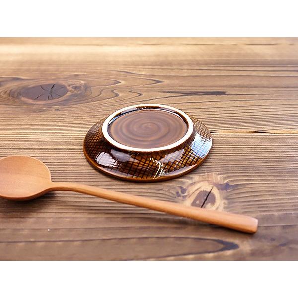 華蝶扇 選べる2色 小皿 9.9cm 三寸皿 日本製 美濃焼 陶器 和食器 華蝶扇 選べる2色 小皿 9.9cm 三寸皿 日本製 美濃焼 陶器 和食器