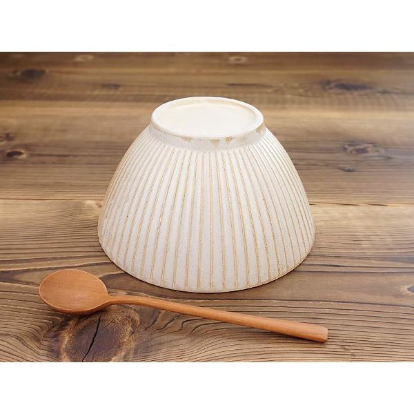 華蝶扇 選べる2色 小さめ ラーメン丼 16.7cm 900cc 日本製 美濃焼 陶器