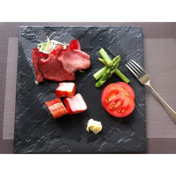 盛れる器」 METEOR 27cm スクエアプレート 黒い食器 黒マット 正方形