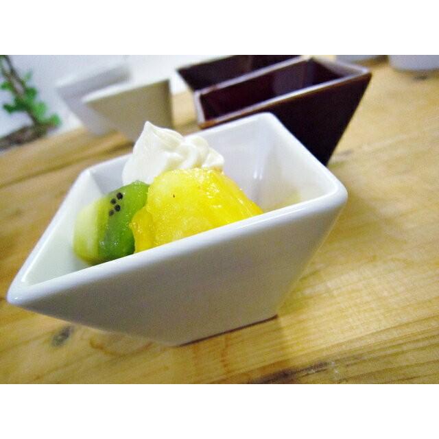 とってもかわいい ちびスクエアボウル 7cm 白 白い食器 四角 小鉢