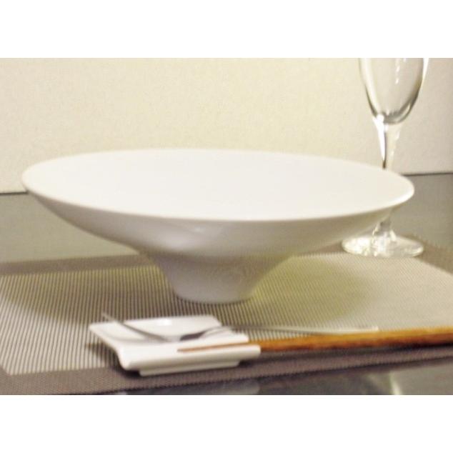 洋食器 逆富士型ボウル 26.2cm 大鉢 日本製 カネスズ kanesuzu 白い