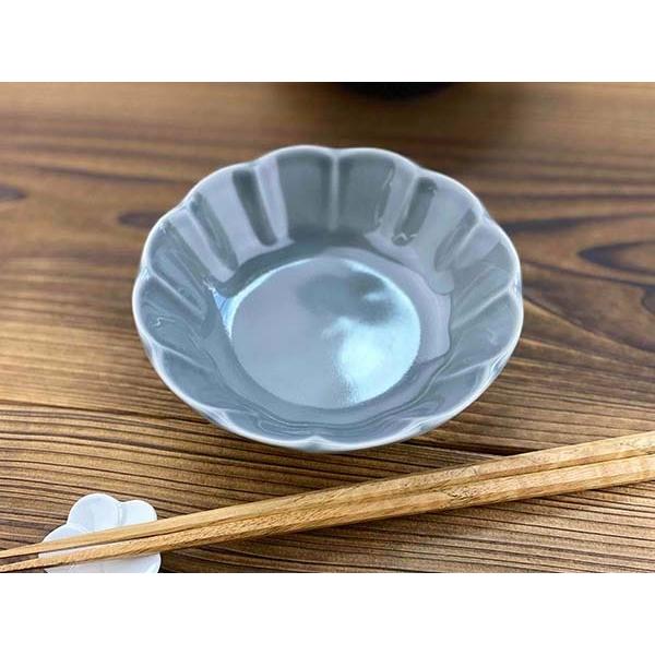 食器 小鉢 おしゃれ お花 グレー 13.4cm しのぎ 灰色 ボウル ボール 輪