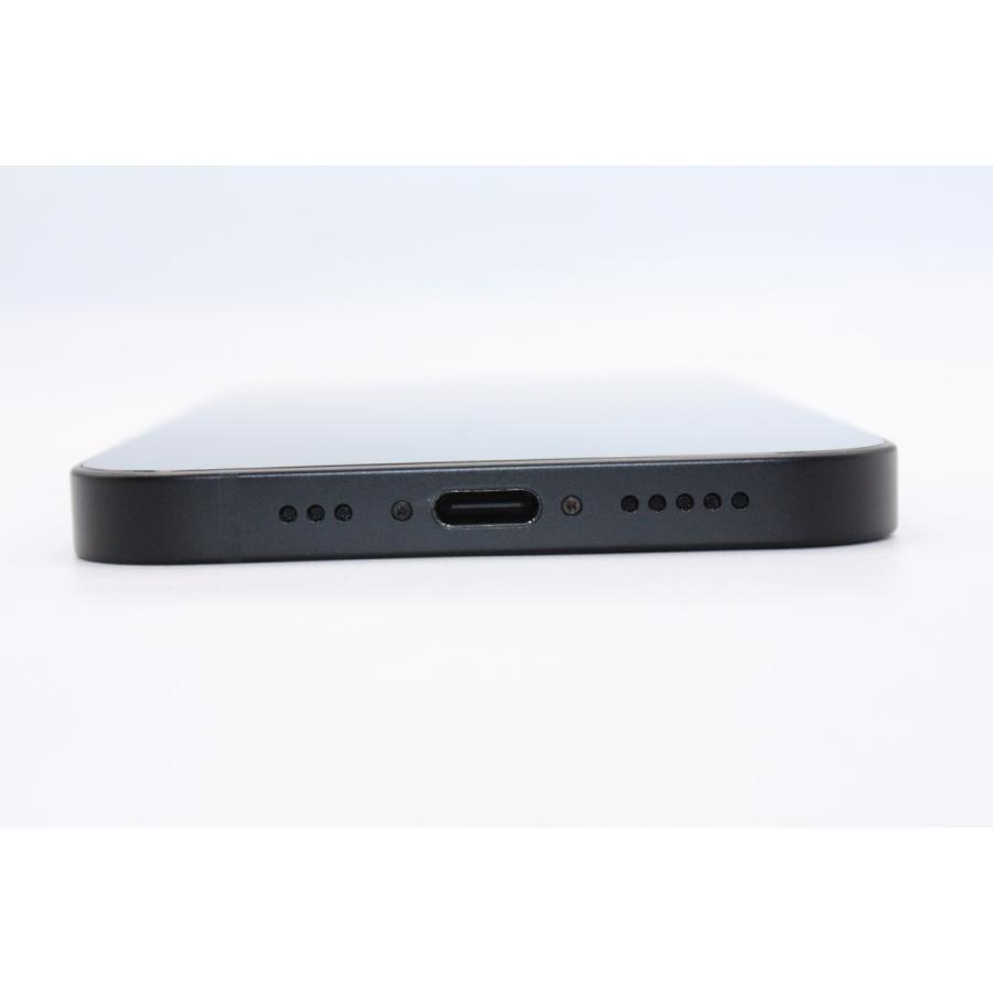 iPhone 16e 美品 バッテリー状態良好(100%) iPhone16e 128GB ブラック