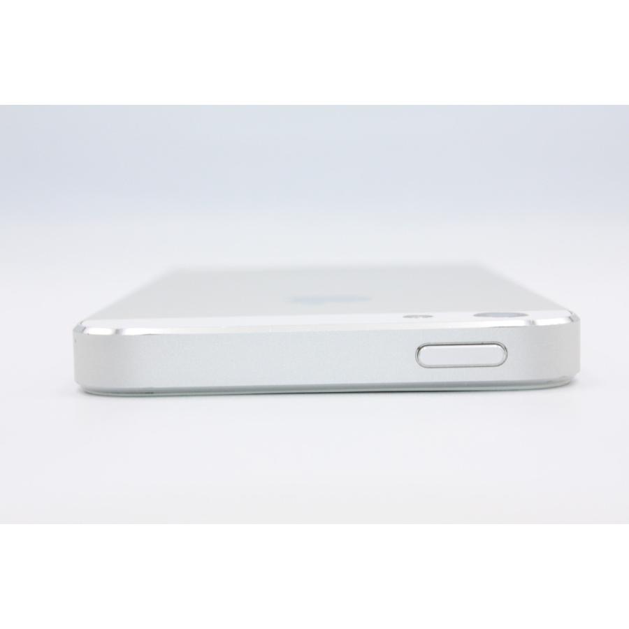 iPhone 5 訳あり特価 iPhone5 16GB au ホワイト＆シルバー Bランク
