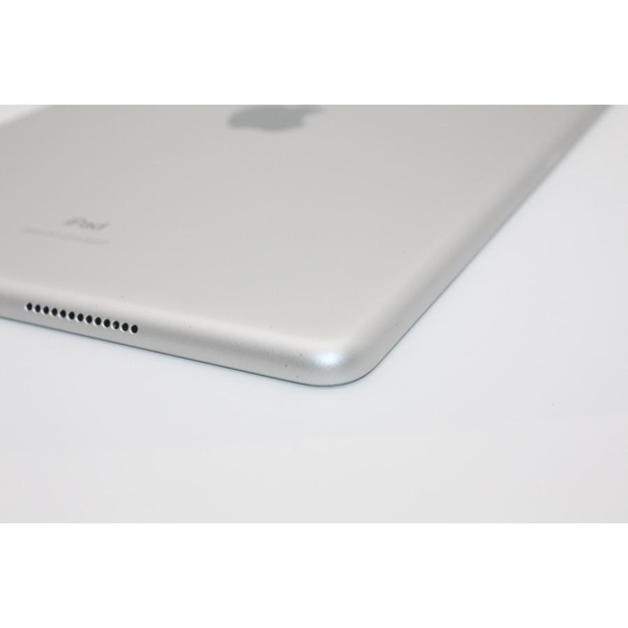 iPad 第7世代 Wi-Fi+Cellular 32GB SIMフリー シルバー Bランク