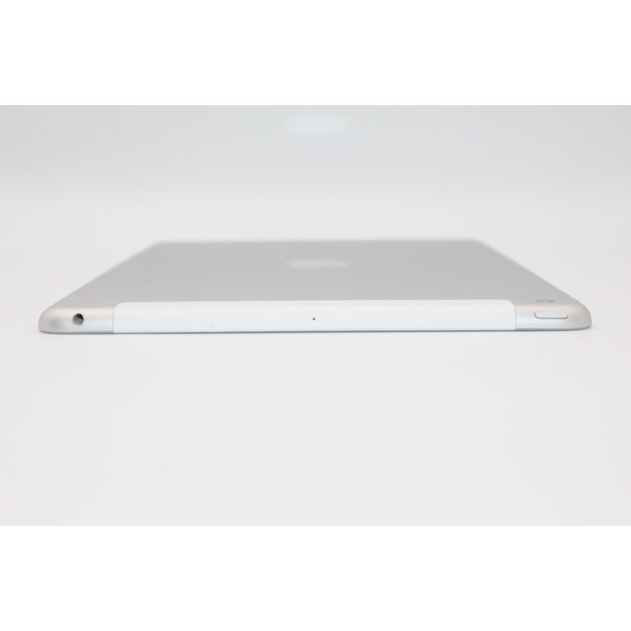 iPad 第8世代 32GB Wi-Fi+Cellularモデル Bランク : ケースマ商店