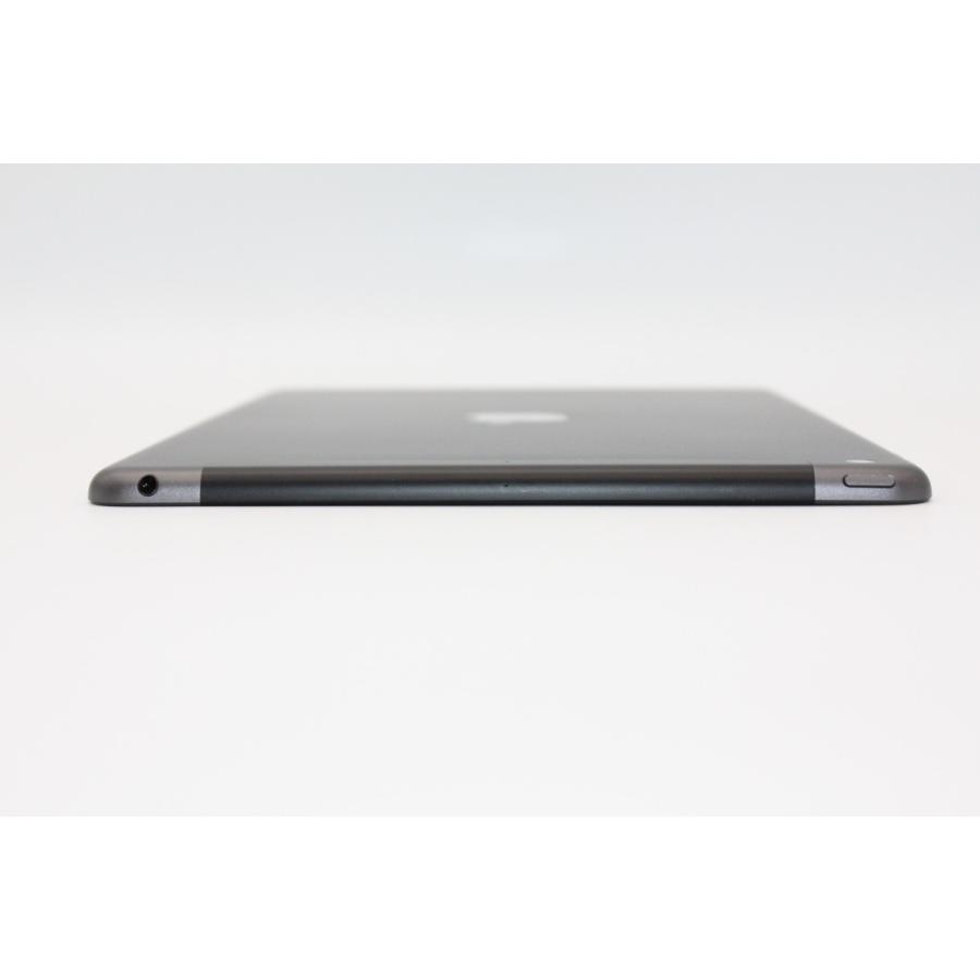 iPad 美品 第8世代 32GB Wi-Fi+Cellularモデル スペースグレイ Aランク