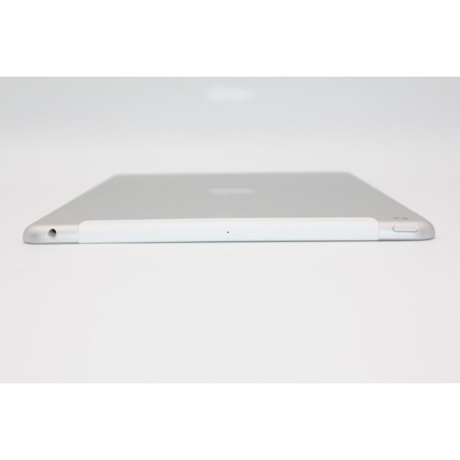 iPad 美品 第8世代 128GB Wi-Fi+Cellularモデル Aランク : ケースマ