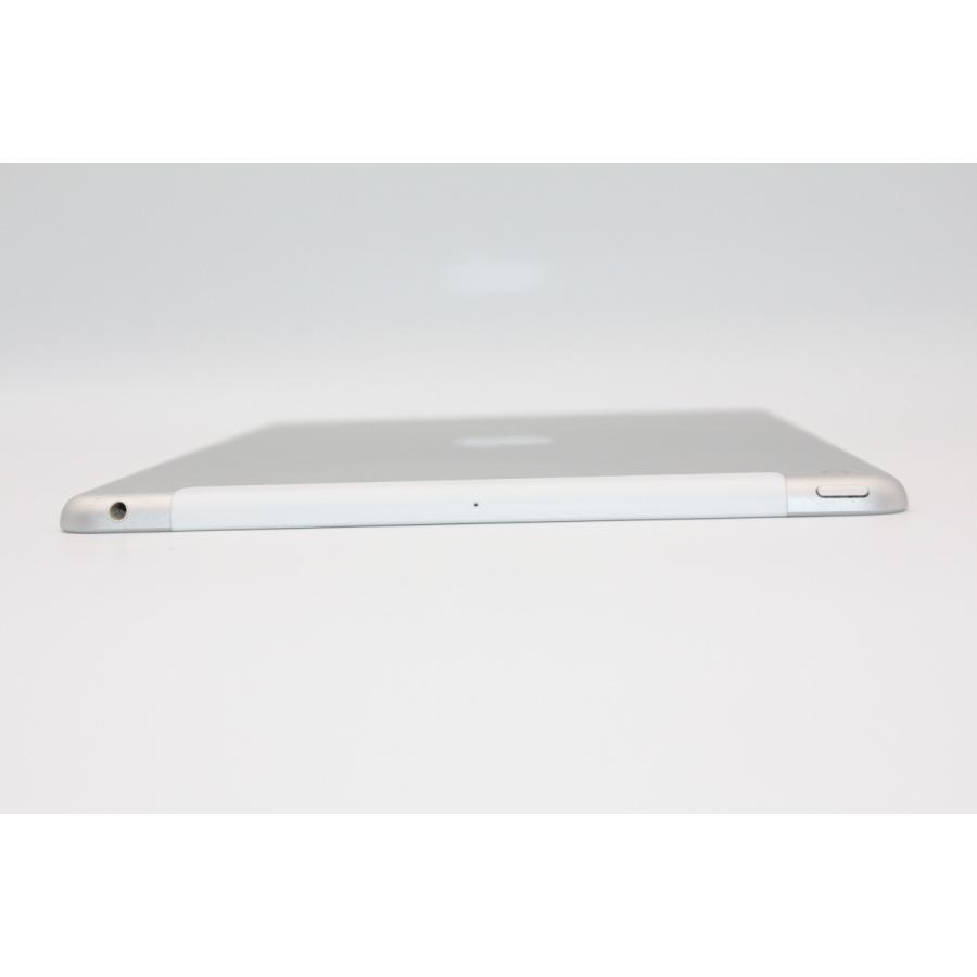 iPad 第8世代 128GB Wi-Fi+Cellularモデル シルバー Cランク