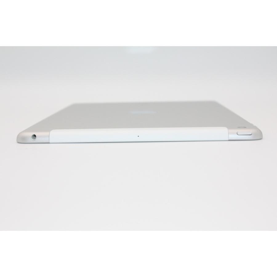 iPad 美品 第8世代 32GB Wi-Fi+Cellularモデル Aランク : ケースマ商店