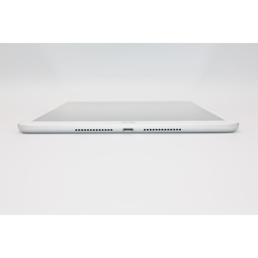 iPad 美品 第8世代 32GB Wi-Fi+Cellularモデル Aランク : ケースマ商店