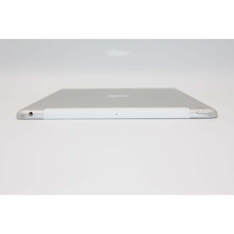 iPad 美品 第8世代 32GB Wi-Fi+Cellularモデル Aランク : ケースマ商店