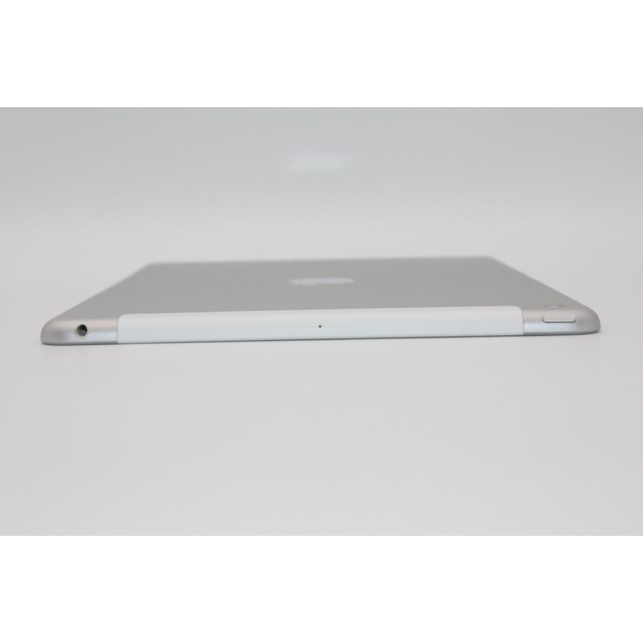 iPad 第8世代 32GB Wi-Fi+Cellularモデル Bランク : ケースマ商店