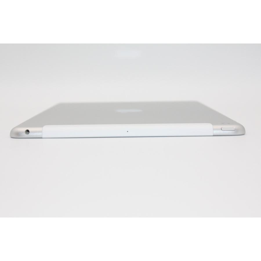 iPad 第8世代 32GB Wi-Fi+Cellularモデル Bランク : ケースマ商店