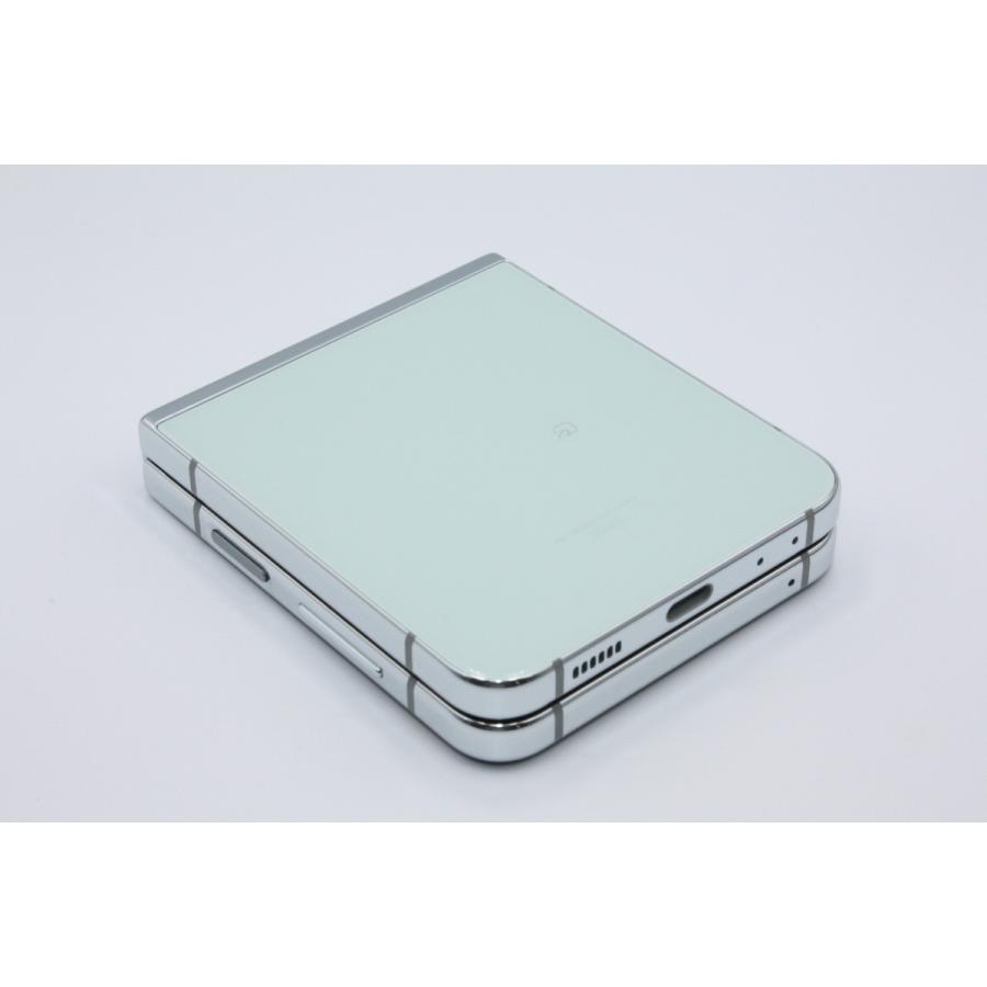 Galaxy Z Frip5 SCG23 ミント au SIMフリー U15 Galaxy Z Flip5 SCG23ミント SIMフリー Bランク : ケースマ商店
