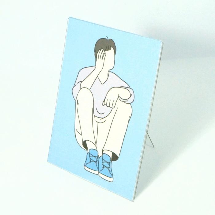 フォトスタンド（ブロマイド）【硬質カードケース スタンド H129