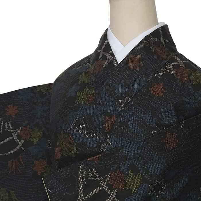 未使用品 本場 大島紬 リサイクル大島 黒 7マルキ 経緯絣 藍 絹  