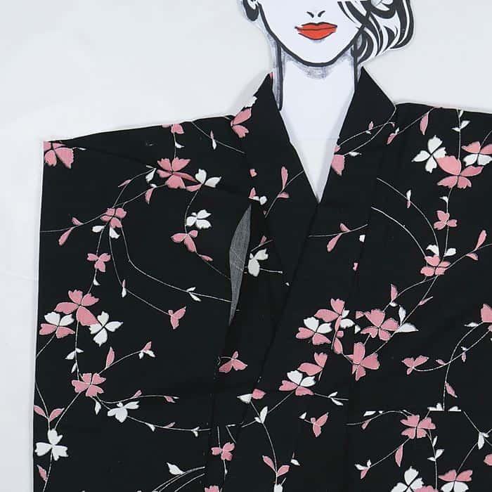 キ*ン様 未使用近い　美品　単衣　高級化繊　縮緬　小紋　フルセット4点　着物帯帯 夏物 リサイクル小紋 染小紋 着物 単衣 化繊着物 化繊 黒地 丈147cm 裄