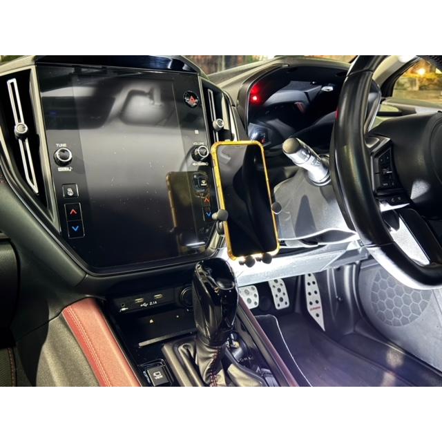K2GEAR スマホ・ホルダーB type右側 スバル レヴォーグ：VN系 WRX・S4