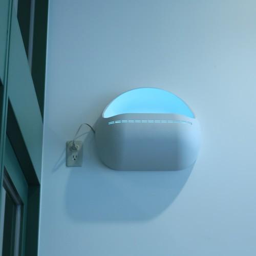 エプシロンエコMAX30 捕虫器（送料無料） 飲食店 スーパー コンビニ ホテルなどに     商品情報    【商品名】エプシロンエコMAX30【重　量】3.1kg【サイズ】H384mm×W477mm×D175mm【定格電圧】100V　±10％