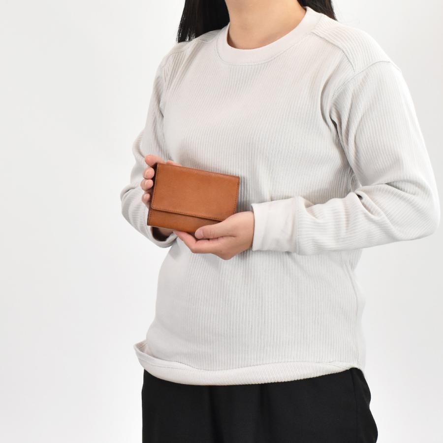 KUBERA 9981 KUBERA9981 クベラ9981 財布 三つ折り 型押し KUBERA 9981 KUBERA9981 クベラ9981 財布 三つ折り 型押し