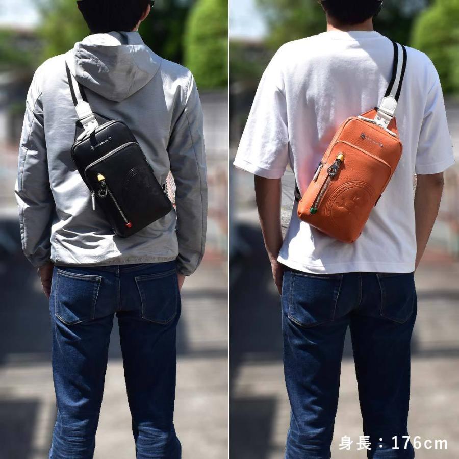 【新品】カステルバジャック　Mick ワンショルダーバッグ　紺　18,700円 CASTELBAJAC（カステルバジャック） ボディバッグ 本革 ワンショルダー