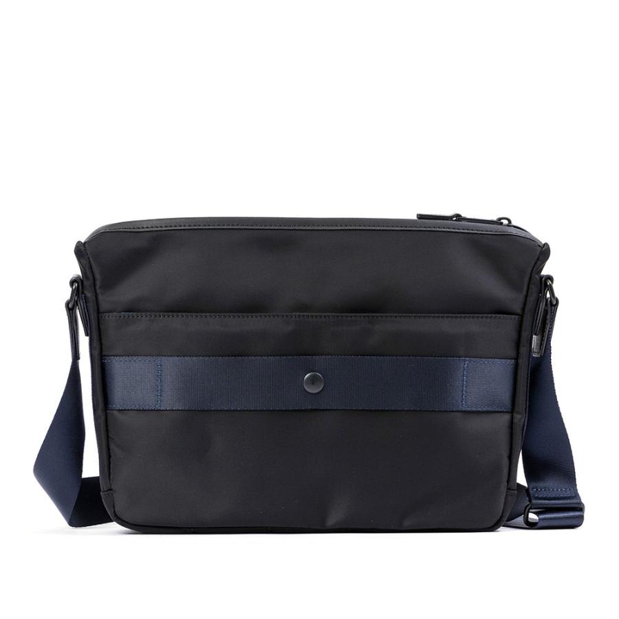 LANVIN en Bleu ランバン オン ブルー ショルダーバッグ B5 LANVIN en Bleu ランバン オン ブルー ショルダーバッグ B5