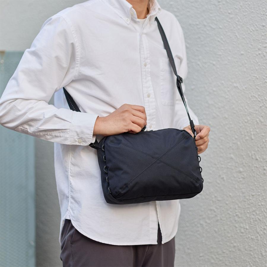 Samsonite サムソナイト レッド ショルダーバッグ Sサイズ RED Samsonite サムソナイト レッド ショルダーバッグ Sサイズ RED