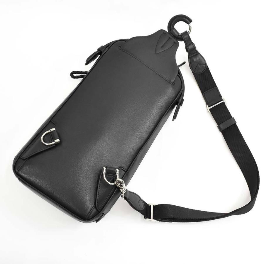 P.I.D ボディバッグ 本革 メンズ ピーアイディー 撥水 エクリール 本革