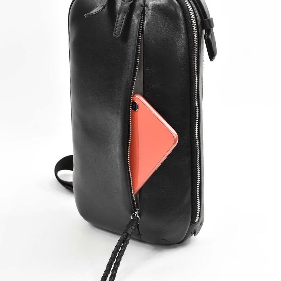 P.I.D ボディバッグ 本革 メンズ ピーアイディー 撥水 エクリール 本革