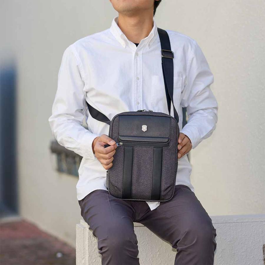 VICTORINOX ビクトリノックス ショルダーバッグ アーキテク VICTORINOX ビクトリノックス ショルダーバッグ アーキテク