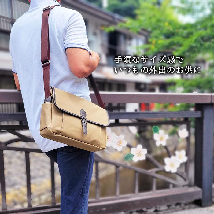 GANZOのメンズショルダーバッグ(帆布) バッグ - バッグ