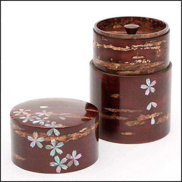 桜皮細工 総皮茶筒 螺鈿桜大(樺細工) : 角館桜皮細工センター 桜皮細工 総皮茶筒 螺鈿桜大(樺細工) : 角館桜皮細工センター