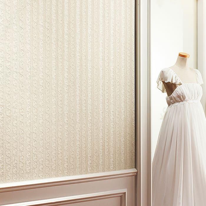 壁紙 のりなし クロス 国産壁紙 ホワイト エレガント クラシック アンティーク風 アイボリー アンティーク調 おしゃれ サンゲツ Fe K Nnsa Fe Diyリフォームのお店 かべがみ道場 通販 Yahoo ショッピング