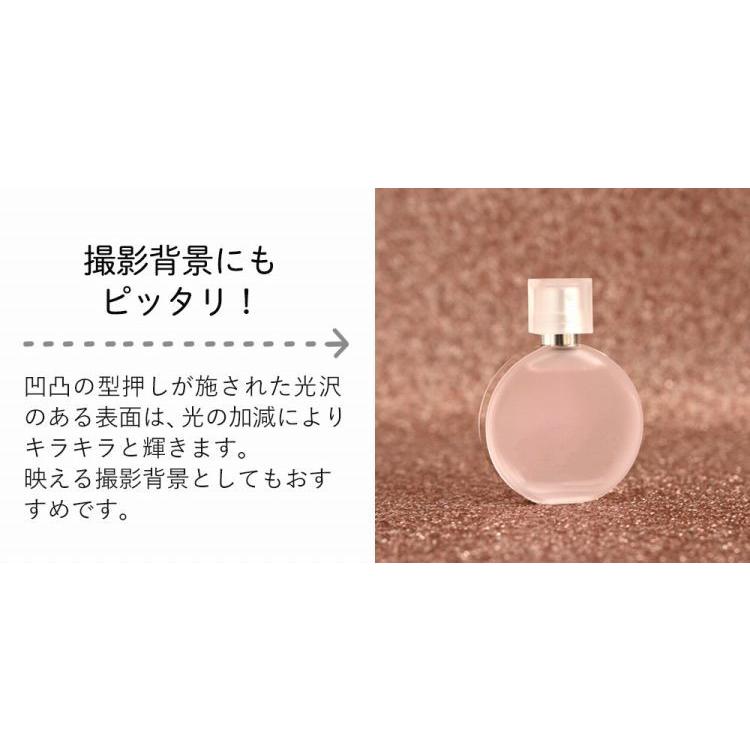 売り切り御免 貼ってはがせる 壁紙 輸入壁紙 グリッター 3色 ゴールド 金 ブルー ピンク 巾53cm 10m 1ロール ラメ キラキラ 光沢 Ugepa ウゲパ アクセントクロス9 350円 Aynaelda Com