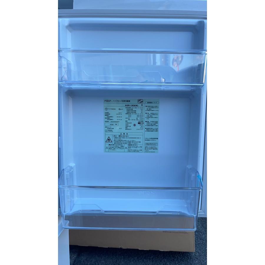 冷凍冷蔵庫 アクア AQR-13E8-W {126L/２枚ドア/右開き} {アウトレット 