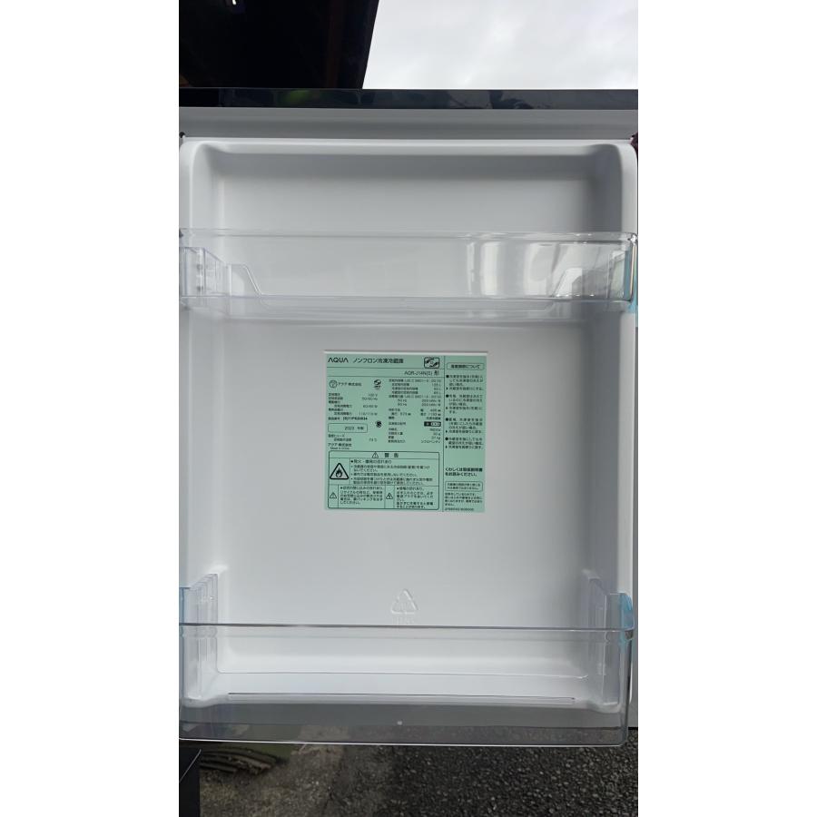 AQUA 冷凍冷蔵庫 アクア 135L 2枚ドア 右開き 一人暮らし 新 AQUA 冷凍冷蔵庫 アクア 135L 2枚ドア 右開き 一人暮らし 新
