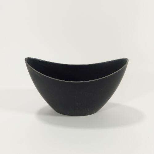 プラベオーバル S【生け花 花器 花瓶 陶器 道具 華道具 プラスチック