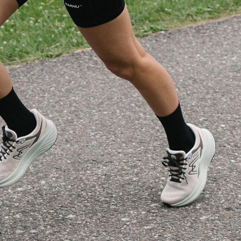 KARHU カルフ WOMENS MESTARI RUN 1.5 メスタリ ラン 1.5 Doeskin/Pale Aqua ドゥスキン/ペールアクア レディース ランニングシューズ KH205011 | KARHU | 08