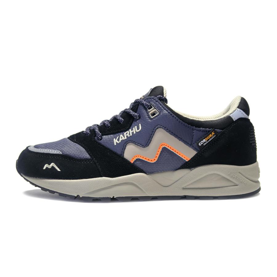 KARHU（カルフ） ARIA 95 アリア 95 Caviar/Vintage Khaki キャビア