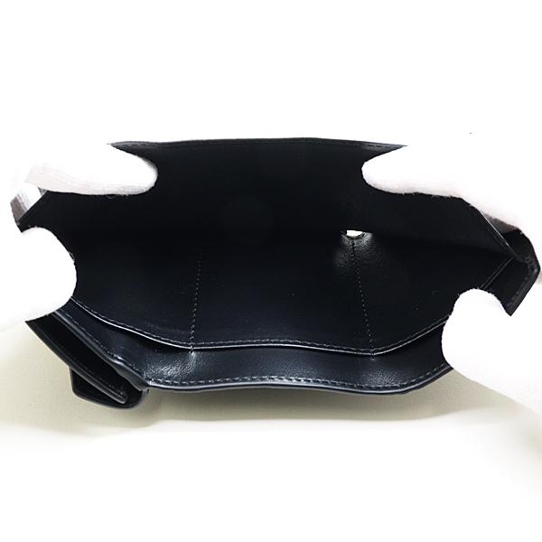 フェンディ FENDI 三つ折り財布 8M0395 ブラック レザー ゴールド金具  