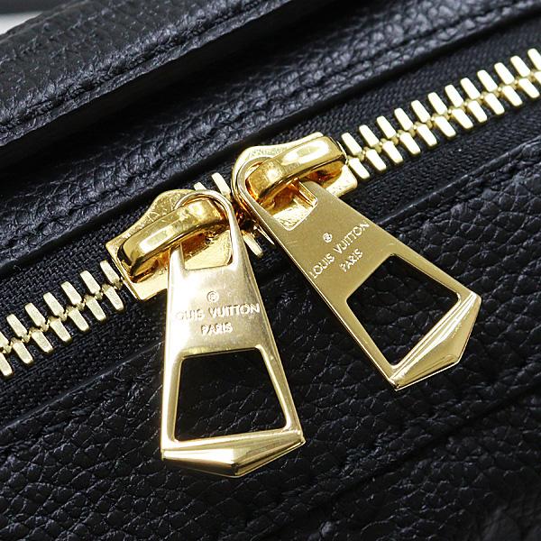 LOUIS VUITTON（ルイ・ヴィトン） サントンジュ モノグラム・アン 