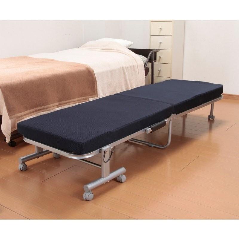 今月限定 特別大特価 移動も楽にできるコンパクト折りたたみベッド ネイビー ブラウン 組立式 送料込み kd Kaede Shop 通販 Yahoo ショッピング 人気ショップが最安値挑戦 Camaramortuaria Com Br