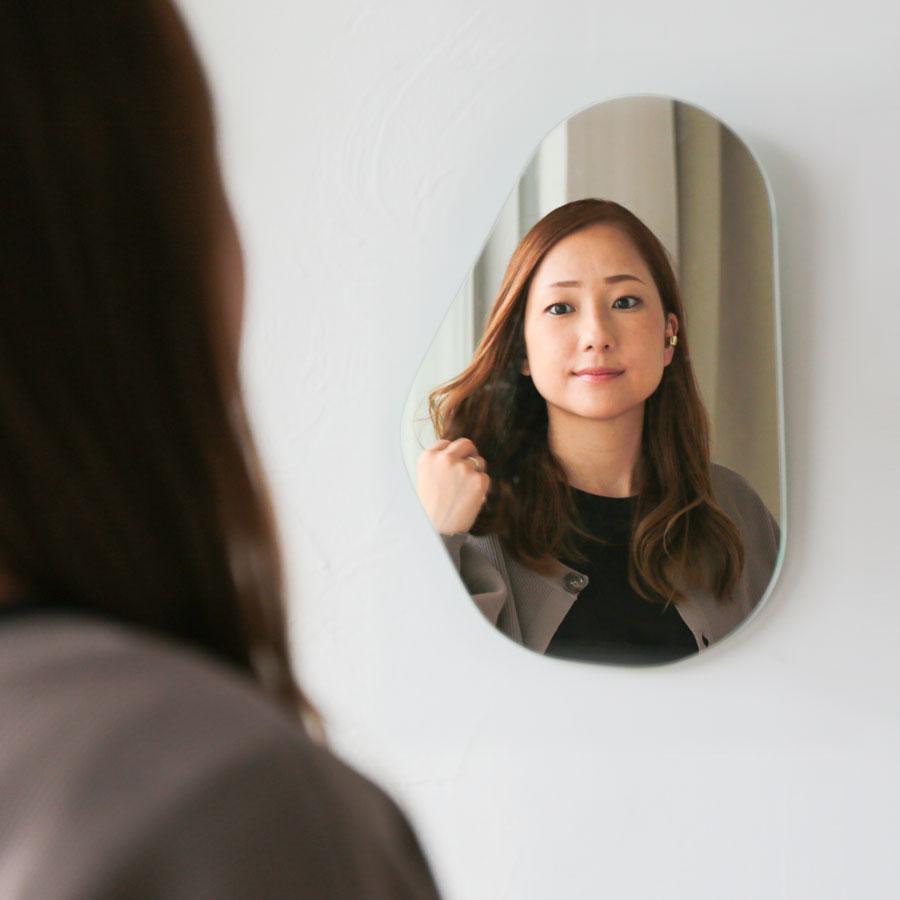 独特の素材 鏡 ミラー 韓国 ウェーブミラー インテリア 壁掛け かがみのカタチ シウ 壁掛け鏡、ウォールミラー 