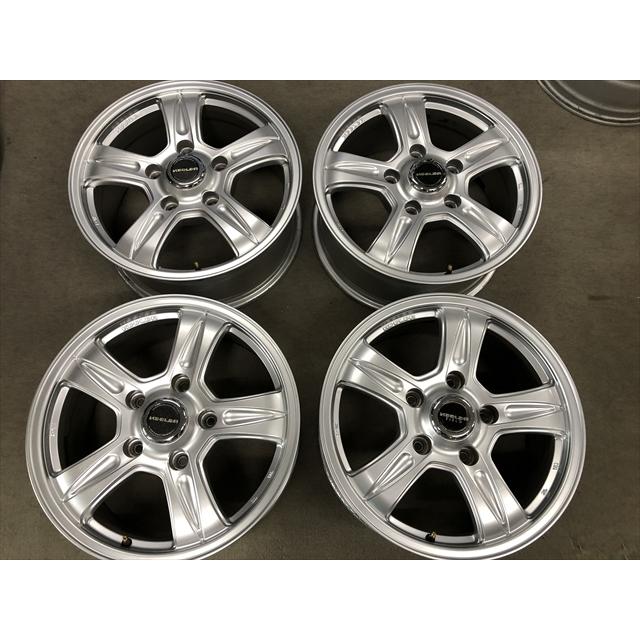 レクサス純正タイヤ(ランクル100、200タイヤホイール+スタッドレス